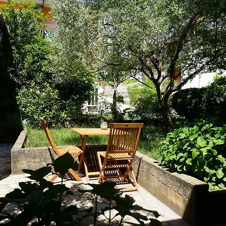 6986b Apartment *